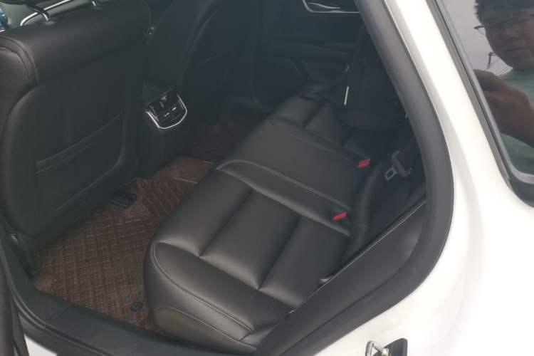 Used Cadillac XTS 2018 28T Tech Edition Left Rear Seat