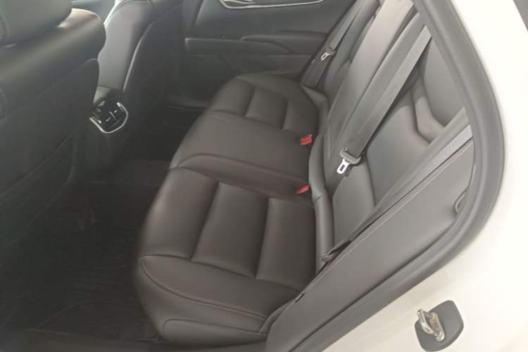 Used Cadillac XTS 2018 28T Tech Edition Left Rear Seat