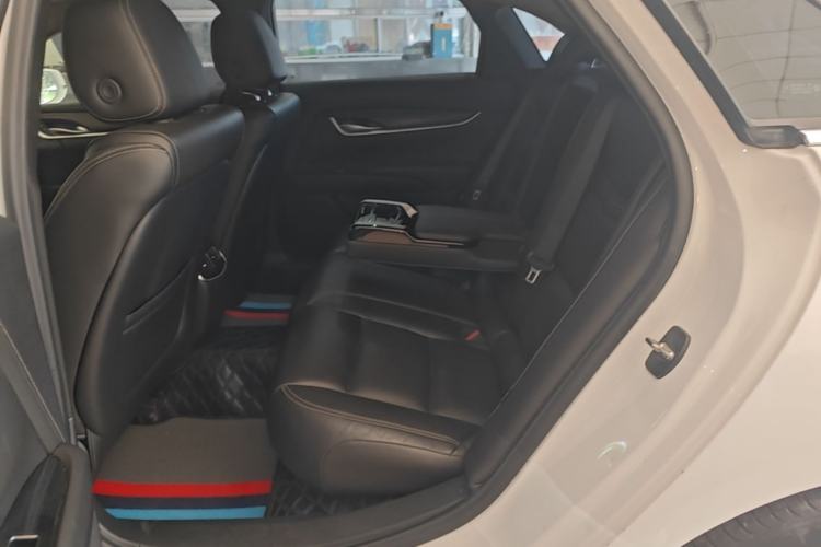 Used Cadillac XTS 2018 28T Elite Edition Left Rear Seat