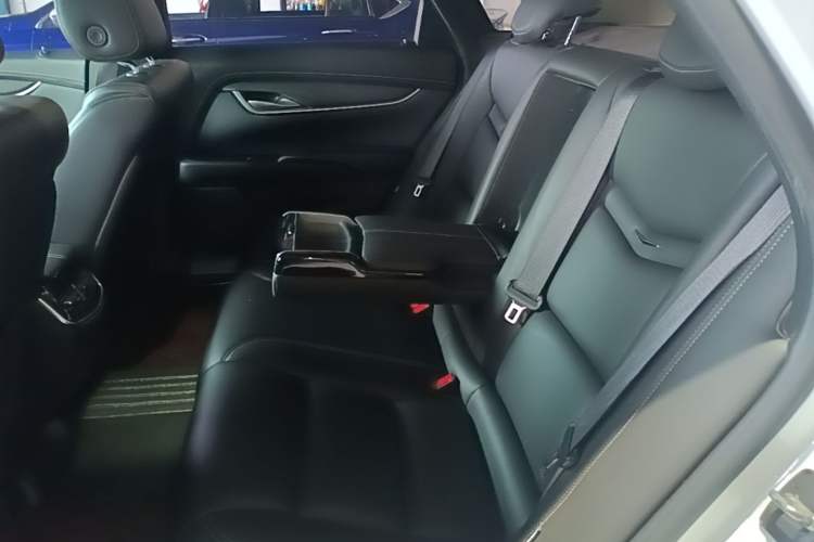 Used Cadillac XTS 2018 28T Tech Edition Left Rear Seat