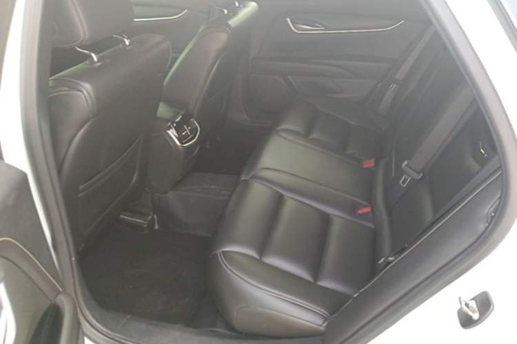 Used Cadillac XTS 2018 28T Tech Edition Left Rear Seat