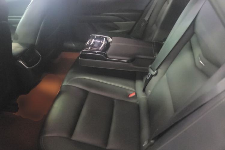 Used Cadillac XTS 2018 28T Elite Edition Left Rear Seat