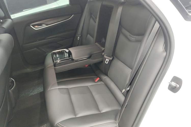 Used Cadillac XTS 2018 28T Elite Edition Left Rear Seat