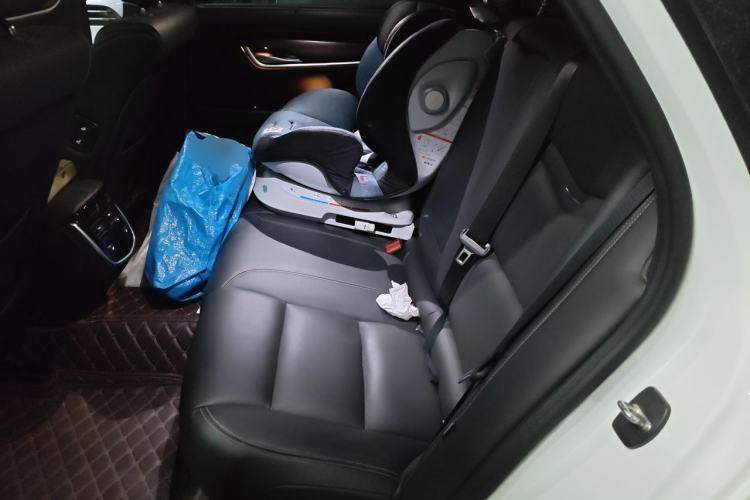 Used Cadillac XTS 2018 28T Luxury Edition Left Rear Seat