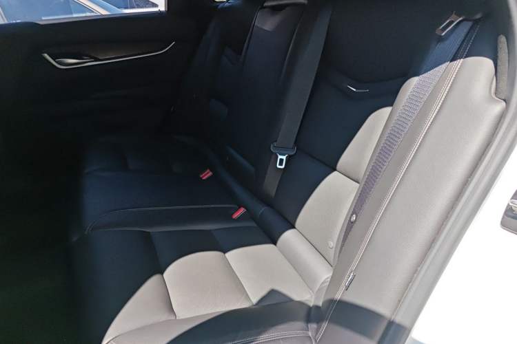 Used Cadillac XTS 2018 28T Elite Edition Left Rear Seat