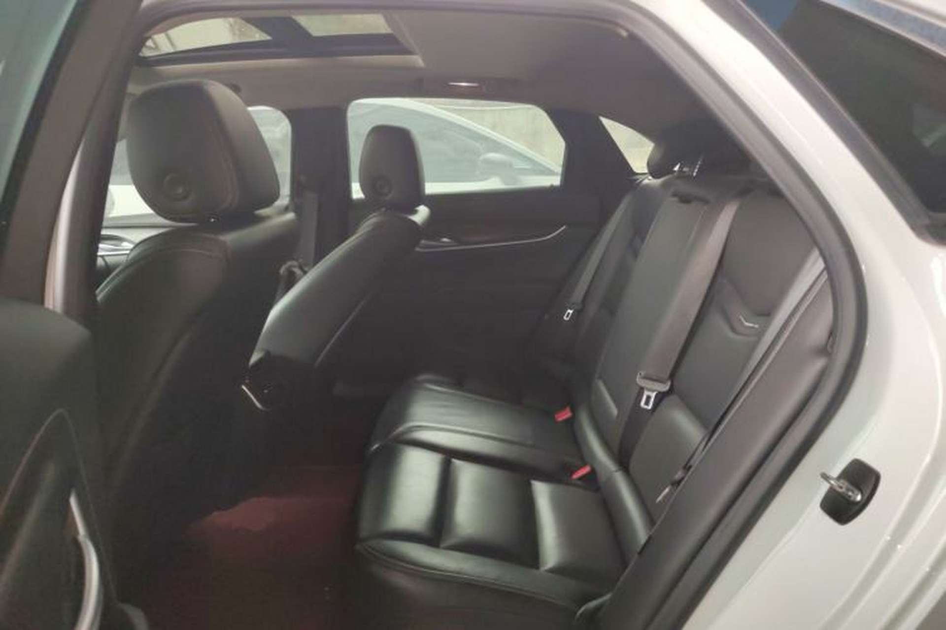 Used Cadillac XTS 2018 28T Elite Edition Left Rear Seat