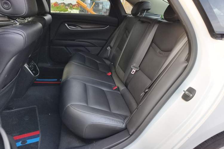 Used Cadillac XTS 2018 28T Luxury Edition Left Rear Seat