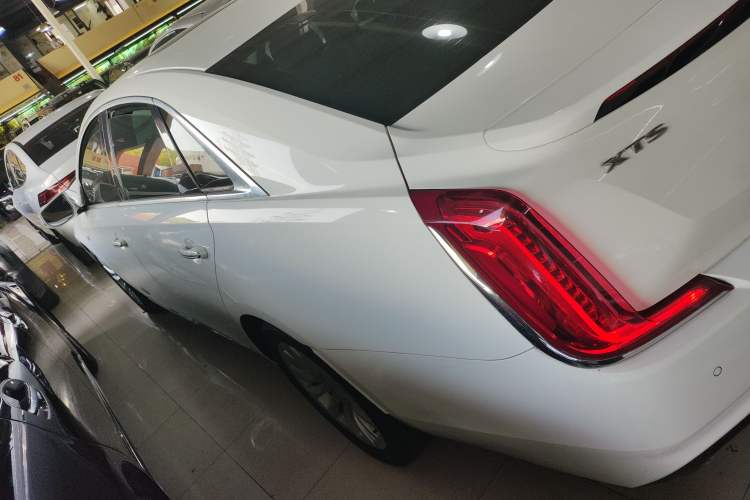 Used Cadillac XTS 2018 28T Tech Edition Left Side