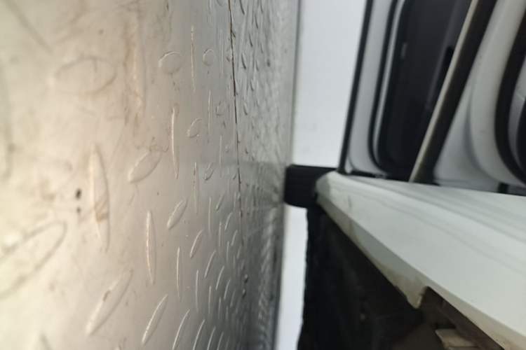 Used Cadillac XTS 2018 28T Tech Edition Left Side Sill