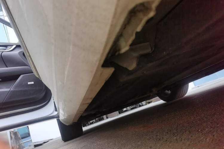 Used Cadillac XTS 2018 28T Elite Edition Left Side Sill