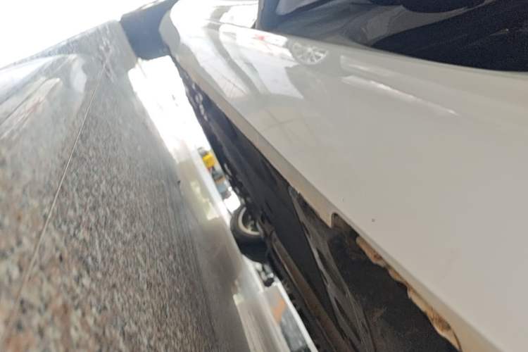 Used Cadillac XTS 2018 28T Tech Edition Left Side Sill
