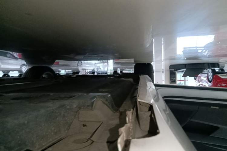 Used Cadillac XTS 2018 28T Tech Edition Left Side Sill