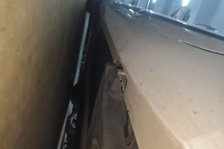 Used Cadillac XTS 2018 28T Tech Edition Left Side Sill