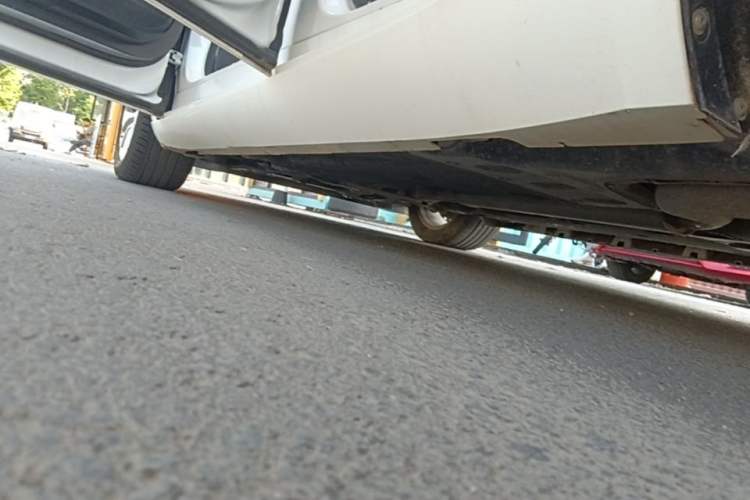 Used Cadillac XTS 2018 28T Tech Edition Left Side Sill