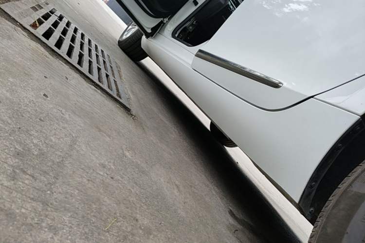 Used Cadillac XTS 2018 28T Tech Edition Left Side Sill