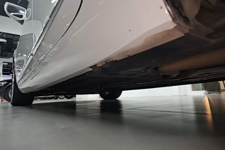 Used Cadillac XTS 2018 28T Tech Edition Left Side Sill