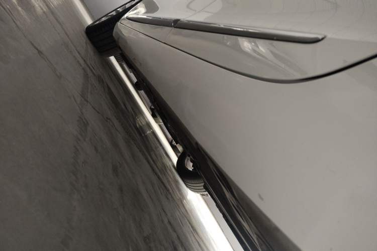 Used Cadillac XTS 2018 28T Tech Edition Left Side Sill
