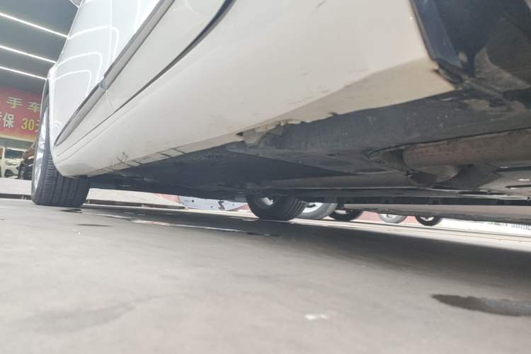 Used Cadillac XTS 2018 28T Tech Edition Left Side Sill