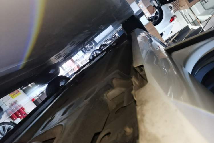 Used Cadillac XTS 2018 28T Elite Edition Left Side Sill