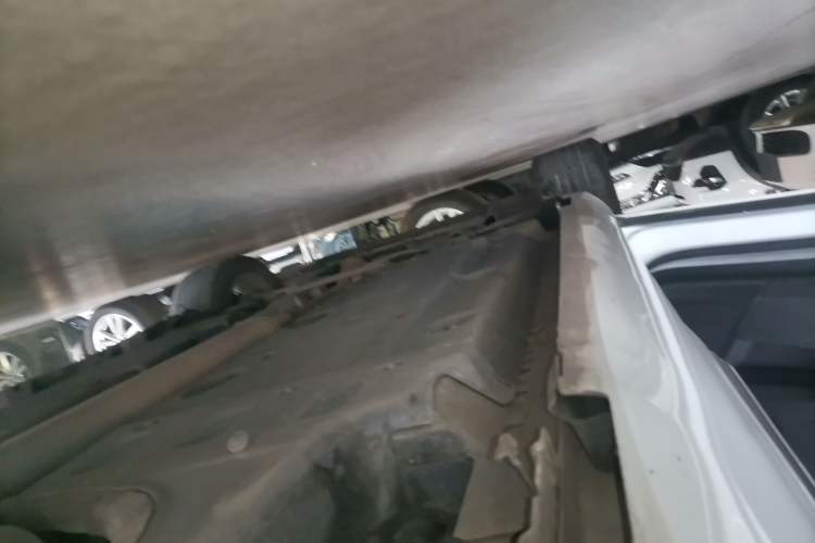 Used Cadillac XTS 2018 28T Elite Edition Left Side Sill