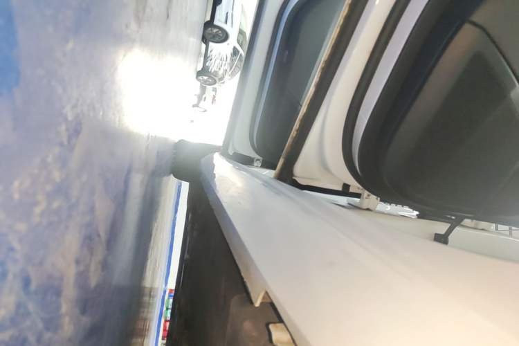 Used Cadillac XTS 2018 28T Tech Edition Left Side Sill