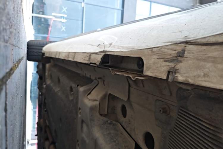 Used Cadillac XTS 2018 28T Elite Edition Left Side Sill