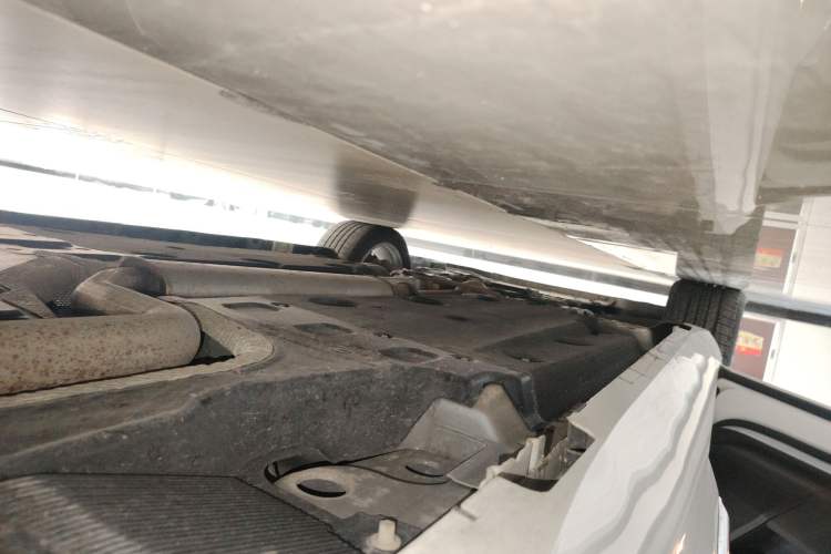 Used Cadillac XTS 2018 28T Elite Edition Left Side Sill