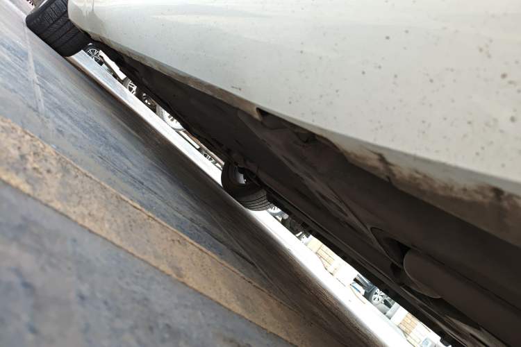 Used Cadillac XTS 2018 28T Tech Edition Left Side Sill