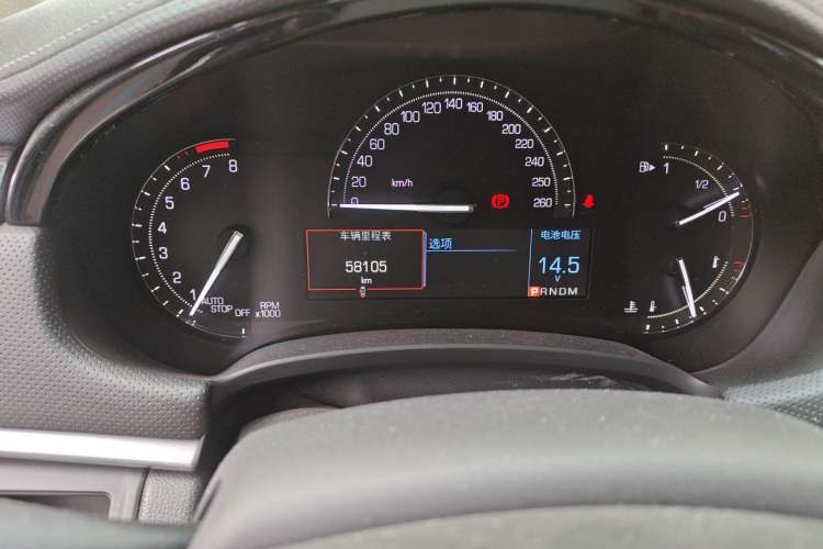 Used Cadillac XTS 2018 28T Tech Edition Odometer Close Up