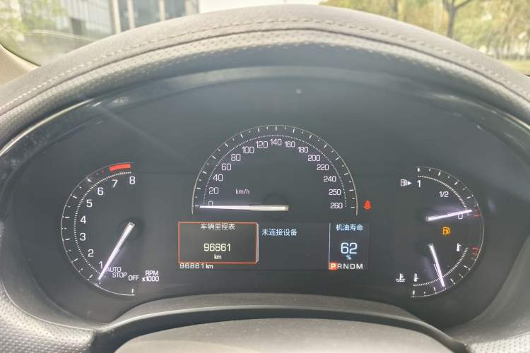 Used Cadillac XTS 2018 28T Tech Edition Odometer Close Up