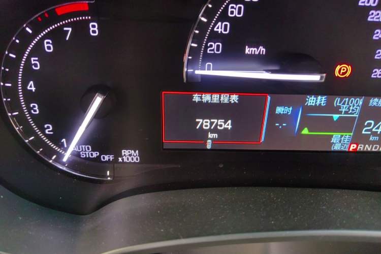 Used Cadillac XTS 2018 28T Tech Edition Odometer Close Up