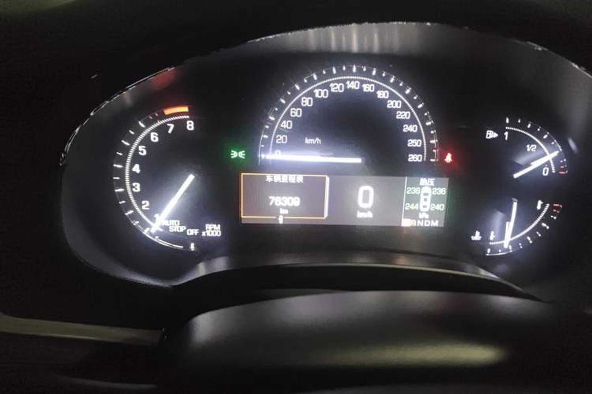 Used Cadillac XTS 2018 28T Elite Edition Odometer Close Up