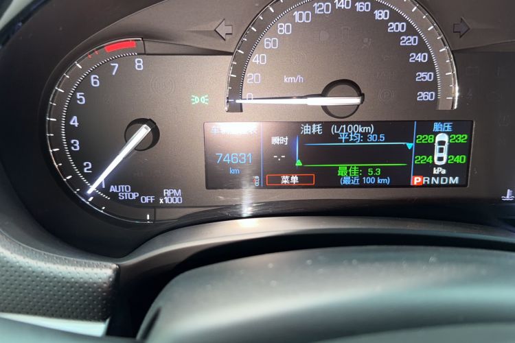 Used Cadillac XTS 2018 28T Tech Edition Odometer Close Up