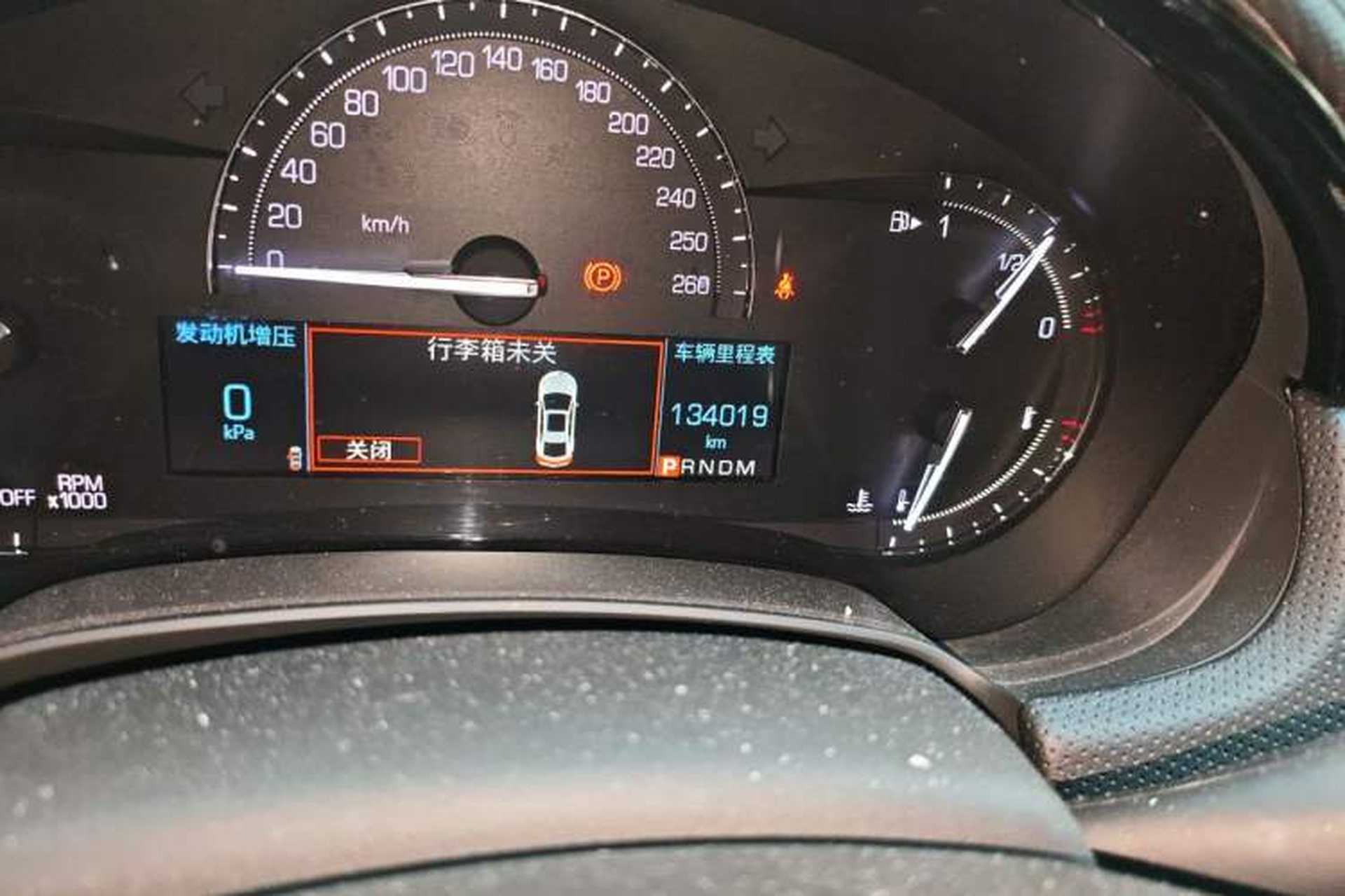 Used Cadillac XTS 2018 28T Tech Edition Odometer Close Up