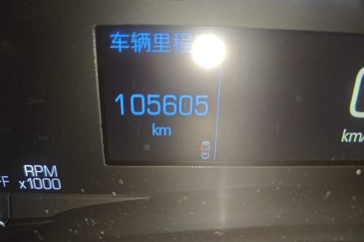 Used Cadillac XTS 2018 28T Tech Edition Odometer Close Up