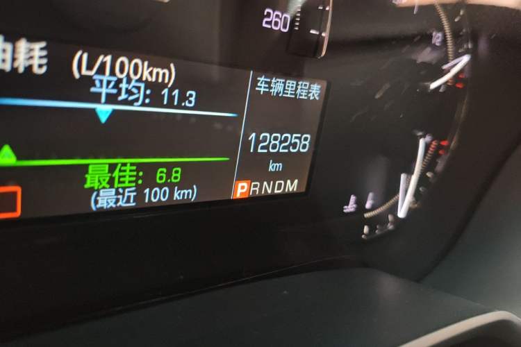 Used Cadillac XTS 2018 28T Tech Edition Odometer Close Up