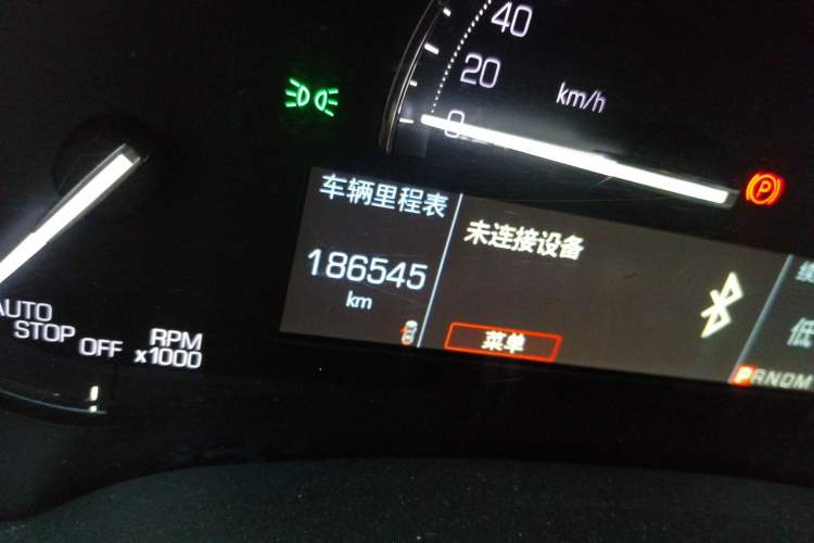 Used Cadillac XTS 2018 28T Tech Edition Odometer Close Up