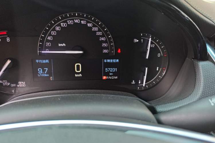 Used Cadillac XTS 2018 28T Tech Edition Odometer Close Up