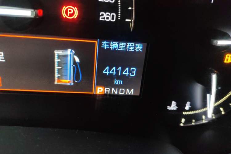 Used Cadillac XTS 2018 28T Elite Edition Odometer Close Up