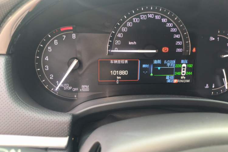 Used Cadillac XTS 2018 28T Tech Edition Odometer Close Up