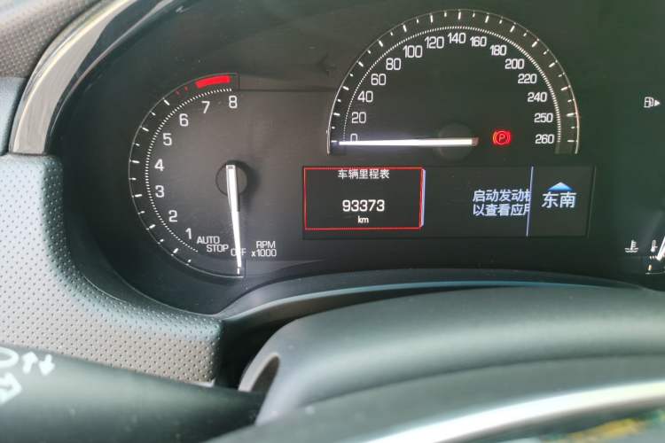 Used Cadillac XTS 2018 28T Tech Edition Odometer Close Up
