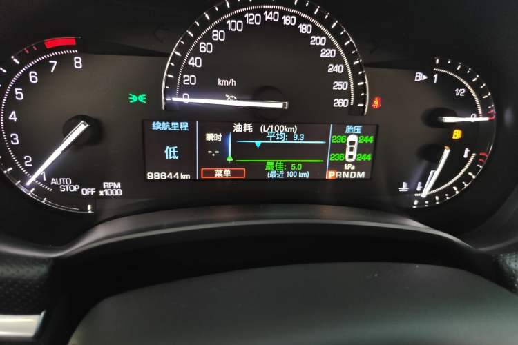 Used Cadillac XTS 2018 28T Elite Edition Odometer Close Up