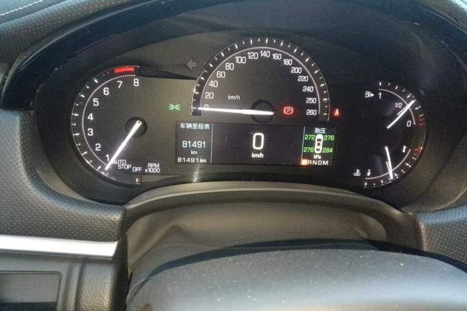 Used Cadillac XTS 2018 28T Tech Edition Odometer Close Up