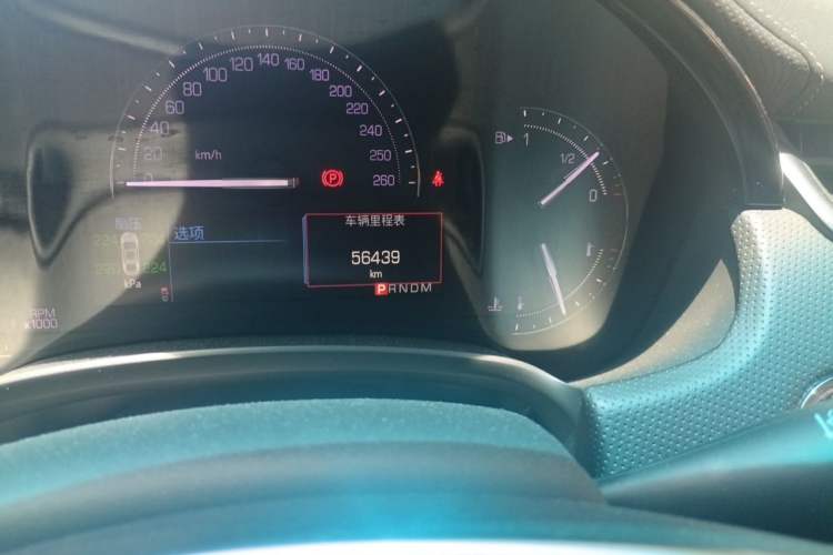 Used Cadillac XTS 2018 28T Tech Edition Odometer Close Up