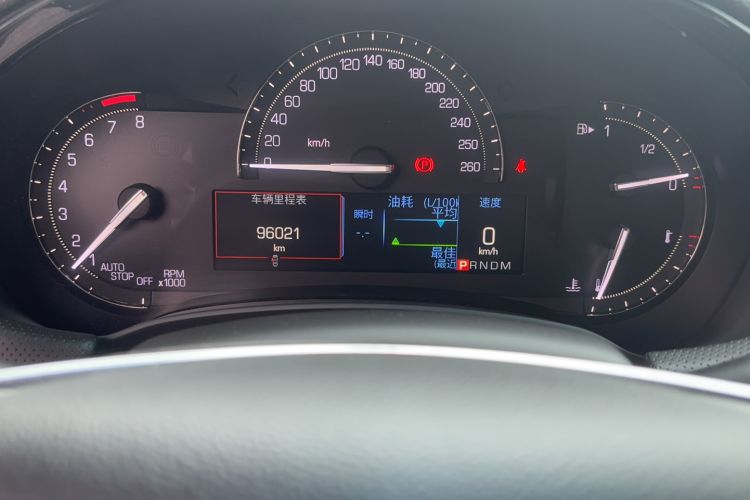 Used Cadillac XTS 2018 28T Tech Edition Odometer Close Up