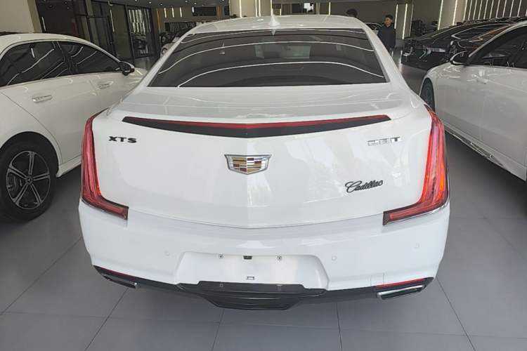 Used Cadillac XTS 2018 28T Elite Edition Rear