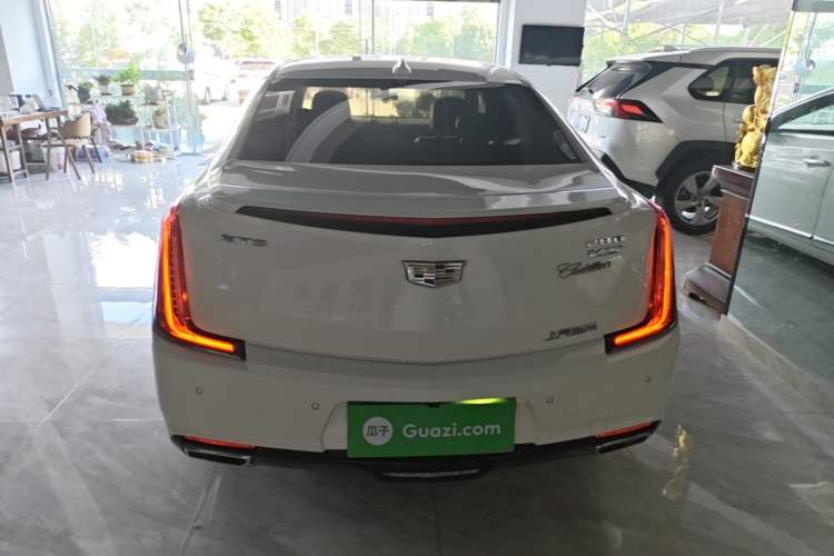Used Cadillac XTS 2018 28T Elite Edition Rear
