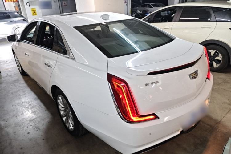 Used Cadillac XTS 2018 28T Tech Edition Rear Left 45 Deg