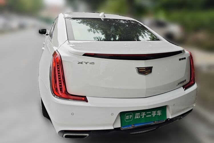 Used Cadillac XTS 2018 28T Elite Edition Rear Left 45 Deg