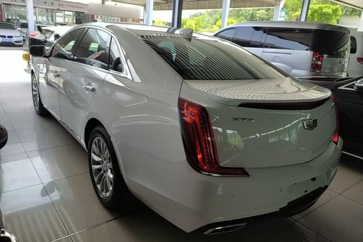 Used Cadillac XTS 2018 28T Tech Edition Rear Left 45 Deg